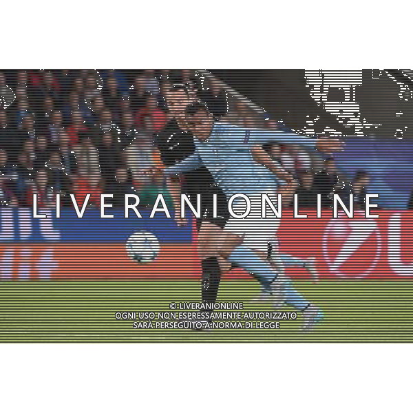 Zlatan IBRAHIMOVIC / Felipe CARVALHO - 15.09.2015 - PSG / Malmo - 1ere journee Champions League Photo : Nolwenn Le Gouic / Icon Sport AG ALDO LIVERANI SAS ONLY ITALY