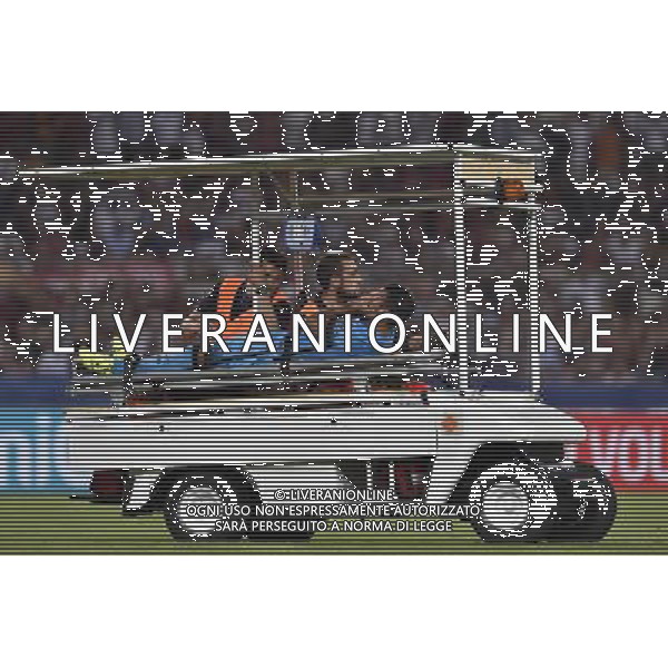 Roma - 16/09/2015 - Stadio Olimpico - Uefa Champions League 2015/2016 - Gruppo E - AS Roma vs Barcellona - nella foto: Rafinha esce infortunato / Ph Fabrizio Corradetti - Ag. Aldo Liverani sas 