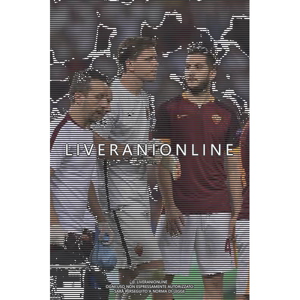 Roma - 16/09/2015 - Stadio Olimpico - Uefa Champions League 2015/2016 - Gruppo E - AS Roma vs Barcellona - nella foto: Wojciech Szczesny esce per infortunio / Ph Fabrizio Corradetti - Ag. Aldo Liverani sas 