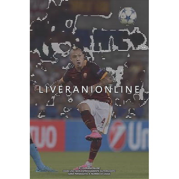 Roma - 16/09/2015 - Stadio Olimpico - Uefa Champions League 2015/2016 - Gruppo E - AS Roma vs Barcellona - nella foto: Radja Nainggolan / Ph Fabrizio Corradetti - Ag. Aldo Liverani sas