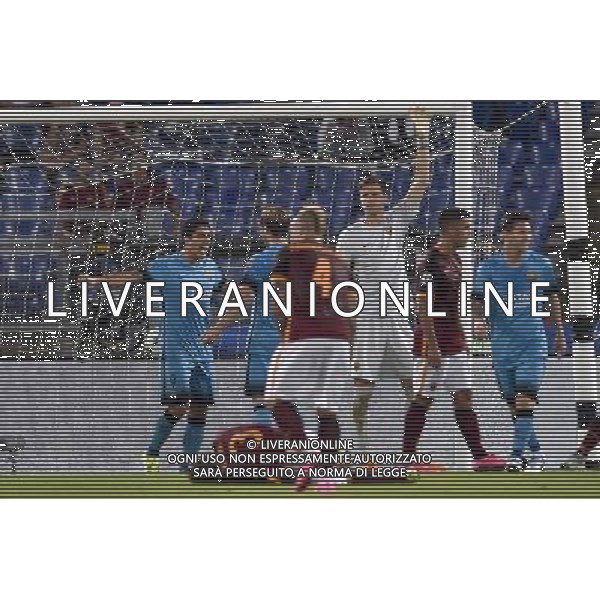 Roma - 16/09/2015 - Stadio Olimpico - Uefa Champions League 2015/2016 - Gruppo E - AS Roma vs Barcellona - nella foto: Luis Suarez esulta dopo il gol / Ph Fabrizio Corradetti - Ag. Aldo Liverani sas