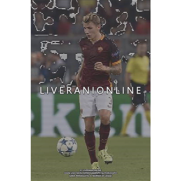 Roma - 16/09/2015 - Stadio Olimpico - Uefa Champions League 2015/2016 - Gruppo E - AS Roma vs Barcellona - nella foto: Lucas Digne / Ph Fabrizio Corradetti - Ag. Aldo Liverani sas