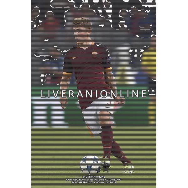 Roma - 16/09/2015 - Stadio Olimpico - Uefa Champions League 2015/2016 - Gruppo E - AS Roma vs Barcellona - nella foto: Lucas Digne / Ph Fabrizio Corradetti - Ag. Aldo Liverani sas