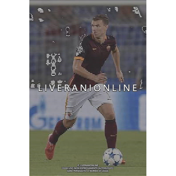 Roma - 16/09/2015 - Stadio Olimpico - Uefa Champions League 2015/2016 - Gruppo E - AS Roma vs Barcellona - nella foto: Edin Dzeko / Ph Fabrizio Corradetti - Ag. Aldo Liverani sas