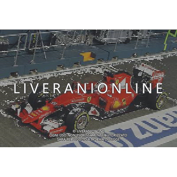 Sebastian Vettel (GER) Ferrari SF15-T. 18.09.2015. Formula 1 World Championship, Rd 13, Singapore Grand Prix, Singapore, Singapore, Practice Day. - www.xpbimages.com, EMail: requests@xpbimages.com - copy of publication required for printed pictures. Every used picture is fee-liable. © Copyright: Photo4 / XPB Images AG ALDO LIVERANI SAS ONLY ITALY