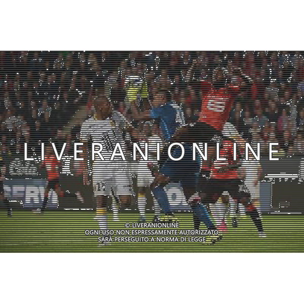 Mike MAIGNAN / Giovanni SIO - 18.09.2015 - Rennes / Lille - 6eme journee Ligue 1 Photo : Nolwenn Le Gouic / Icon Sport AG ALDO LIVERANI SAS ONLY ITALY