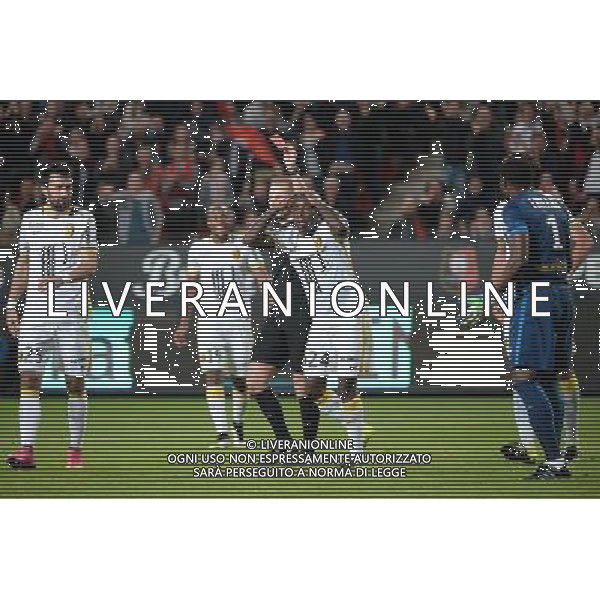 carton rouge Vincent ENYEAMA / Stephane JOCHEM - 18.09.2015 - Rennes / Lille - 6eme journee Ligue 1 Photo : Nolwenn Le Gouic / Icon Sport AG ALDO LIVERANI SAS ONLY ITALY