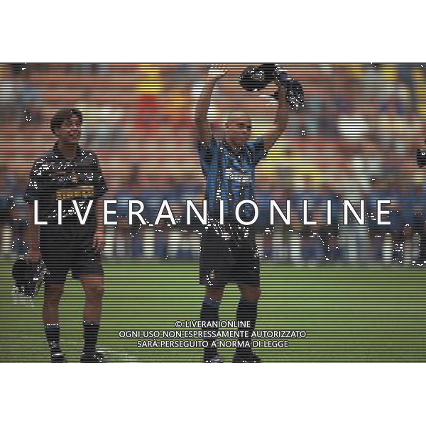 1997 PRESENTAZIONE DI RONALDO INTER NELLA FOTO Ronaldo Luís Nazário de Lima CON ALVARO RECOBA AG ALDO LIVERANI SAS