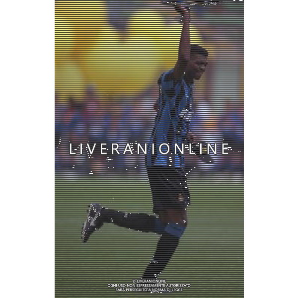 1997 PRESENTAZIONE DI RONALDO INTER NELLA FOTO NWANKO KANU AG ALDO LIVERANI SAS
