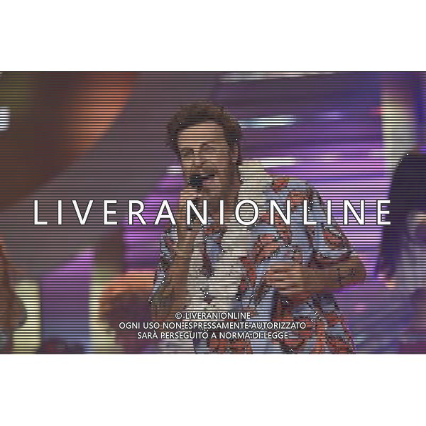 Roma - 18/09/2015 - Studi Rai Studios - Trasmissione TV \' Tale e Quale Show \' - nella foto: Massimo Lopez interpreta Jovanotti / Ph. Fabrizio Corradetti - Ag. Aldo Liverani sas