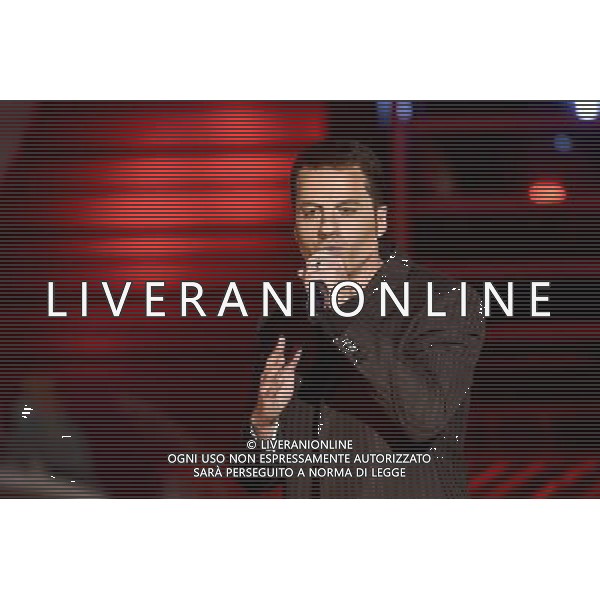 Roma - 18/09/2015 - Studi Rai Studios - Trasmissione TV \' Tale e Quale Show \' - nella foto: Francesco Cicchella interpreta Tiziano Ferro / Ph. Fabrizio Corradetti - Ag. Aldo Liverani sas