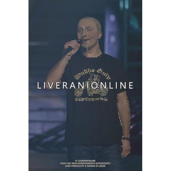 Roma - 18/09/2015 - Studi Rai Studios - Trasmissione TV \' Tale e Quale Show \' - nella foto: Savino Zaba interpreta Max Pezzali / Ph. Fabrizio Corradetti - Ag. Aldo Liverani sas