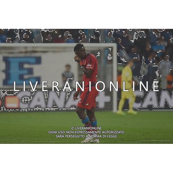 Blessure Henri Bedimo - 20.09.2015 - Marseille / Lyon - 6eme journee de Ligue 1 Photo : Alexandre Dimou / Icon Sport AG ALDO LIVERANI SAS ONLY ITALY