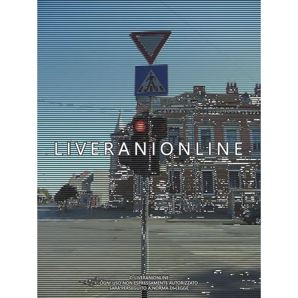 OSJEK CROAZIA 2015 NELLA FOTO PANORAMICA DELLA CITTA DI OSJEK CON I SEMAFORI CON I SECONDI AG ALDO LIVERANI SAS