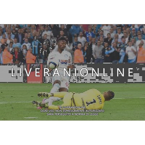 Georges Kevin Nkoudou / Anthony Lopes - 20.09.2015 - Marseille / Lyon - 6eme journee de Ligue 1 Photo : Alexandre Dimou / Icon Sport AG ALDO LIVERANI SAS ONLY ITALY