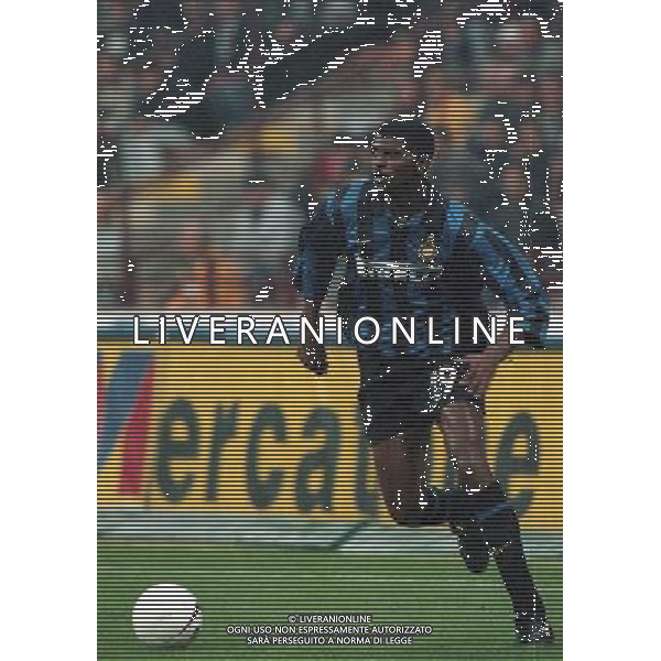 11-11-1998 INTER CASTEL DI SANGRO COPPA ITALIA NELLA FOTO NWANKO KANU AG ALDO LIVERANI SAS