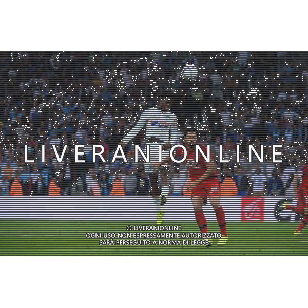 Michy BATSHUAYI / Milan BISEVAC - 20.09.2015 - Marseille / Lyon - 6eme journee de Ligue 1 Photo : Gaston Petrelli / Icon Sport AG ALDO LIVERANI SAS ONLY ITALY