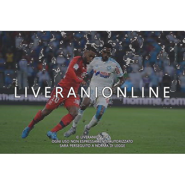 Alexandre LACAZETTE / Nicolas NKOULOU - 20.09.2015 - Marseille / Lyon - 6eme journee de Ligue 1 Photo : Gaston Petrelli / Icon Sport AG ALDO LIVERANI SAS ONLY ITALY