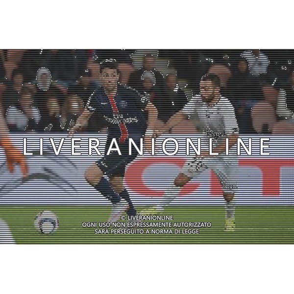 Javier PASTORE / Laurent DOS SANTOS - 22.09.2015 - PSG / Guingamp - 7eme journee Ligue 1 Photo : Nolwenn Le Gouic / Icon Sport /AGENZIA ALDO LIVERANI Sas - ITALY ONLY - EDITORIAL USE ONLY
