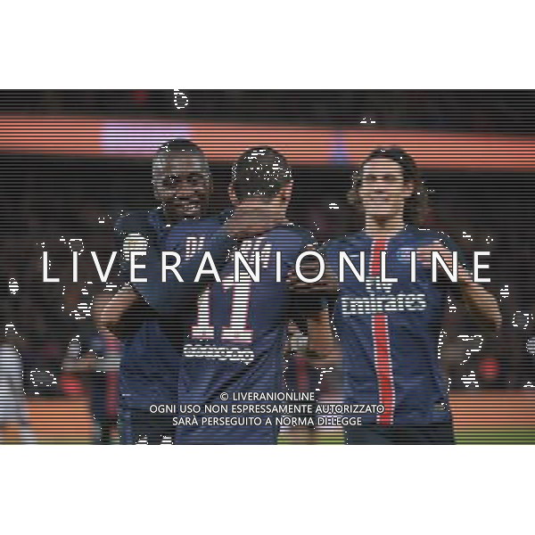 Joie Angel DI MARIA / Blaise MATUIDI - 22.09.2015 - PSG / Guingamp - 7eme journee Ligue 1 Photo : Nolwenn Le Gouic / Icon Sport /AGENZIA ALDO LIVERANI Sas - ITALY ONLY - EDITORIAL USE ONLY
