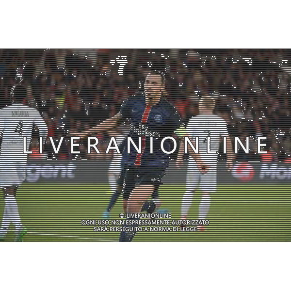 Joie Zlatan IBRAHIMOVIC - 22.09.2015 - PSG / Guingamp - 7eme journee Ligue 1 Photo : Nolwenn Le Gouic / Icon Sport /AGENZIA ALDO LIVERANI Sas - ITALY ONLY - EDITORIAL USE ONLY