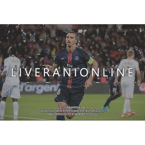 Joie Zlatan IBRAHIMOVIC - 22.09.2015 - PSG / Guingamp - 7eme journee Ligue 1 Photo : Nolwenn Le Gouic / Icon Sport /AGENZIA ALDO LIVERANI Sas - ITALY ONLY - EDITORIAL USE ONLY