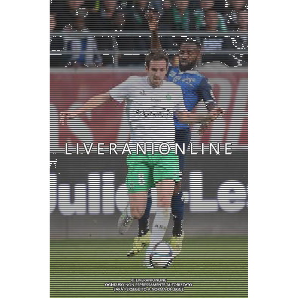 Benjamin CORGNET / Lossemy KARABOUE - 23.09.2015 - Troyes / Saint Etienne - 7eme journee Ligue 1 Photo : Nolwenn Le Gouic / Icon Sport /AGENZIA ALDO LIVERANI Sas - ITALY ONLY - EDITORIAL USE ONLY