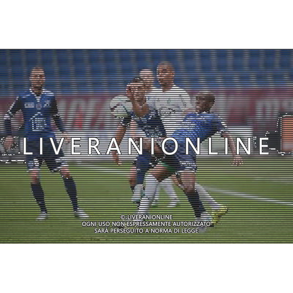 kevin MONNET PAQUET / Anele Calvin NGCONGCA - 23.09.2015 - Troyes / Saint Etienne - 7eme journee Ligue 1 Photo : Nolwenn Le Gouic / Icon Sport /AGENZIA ALDO LIVERANI Sas - ITALY ONLY - EDITORIAL USE ONLY