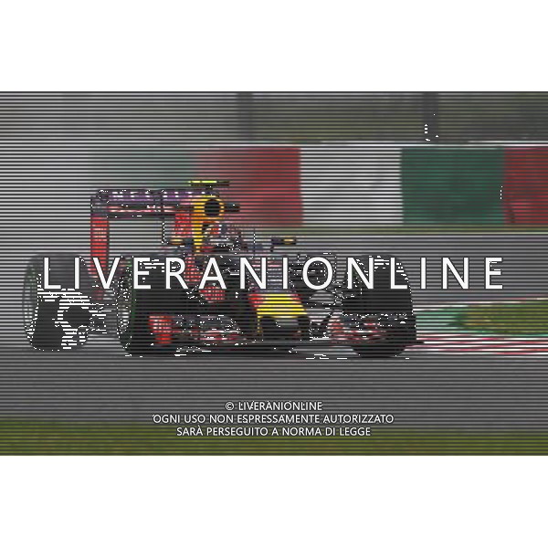 Daniil Kvyat (RUS) Red Bull Racing RB11. 25.09.2015. Formula 1 World Championship, Rd 14, Japanese Grand Prix, Suzuka, Japan, Practice Day. AG ALDO LIVERANI SAS ONLY ITALY