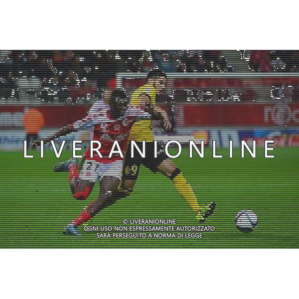 Hamari TRAORE / Yassine BENZIA - 25.09.2015 - Reims / Lille - 8eme journee de Ligue 1 Photo : Dave Winter / Icon Sport AG ALDO LIVERANI SAS ONLY ITALY