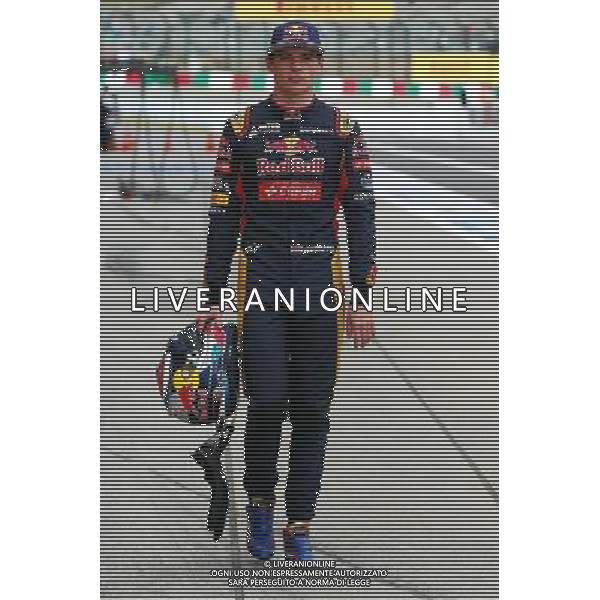 Max Verstappen (NLD) Scuderia Toro Rosso. 26.09.2015. Formula 1 World Championship, Rd 14, Japanese Grand Prix, Suzuka, Japan, Qualifying Day. AG ALDO LIVERANI SAS ONLY ITALY