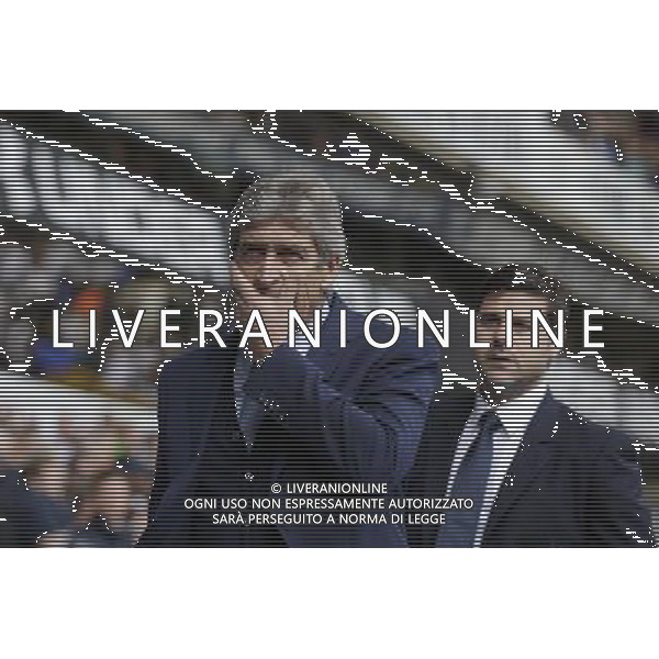 Manchester City manager Manuel Pellegrini looking concerned Photographer Craig Mercer/CameraSport Football - Barclays Premiership - Tottenham Hotspur v Manchester City - Saturday 26th September 2015 - White Hart Lane - London © CameraSport - 43 Linden Ave. Countesthorpe. Leicester. England. LE8 5PG - Tel: +44 (0) 116 277 4147 - admin@camerasport.com - www.camerasport.com AG ALDO LIVERANI SAS ONLY ITALY