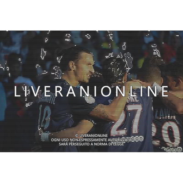 joie Zlatan IBRAHIMOVIC - 26.09.2015 - Nantes / PSG - 8eme journee Ligue 1 Photo : Nolwenn Le Gouic / Icon Sport /AGENZIA ALDO LIVERANI Sas - ITALY ONLY - EDITORIAL USE ONLY