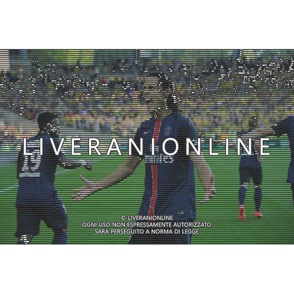 joie Edinson CAVANI - 26.09.2015 - Nantes / PSG - 8eme journee Ligue 1 Photo : Nolwenn Le Gouic / Icon Sport /AGENZIA ALDO LIVERANI Sas - ITALY ONLY - EDITORIAL USE ONLY