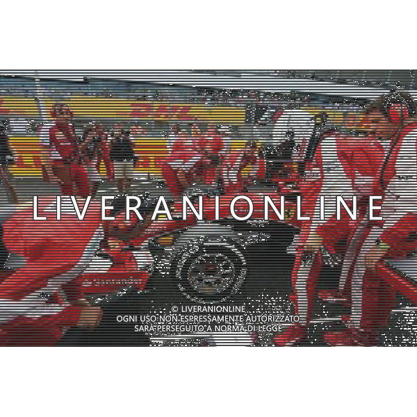 Sebastian Vettel (GER) Ferrari SF15-T on the grid. 27.09.2015. Formula 1 World Championship, Rd 14, Japanese Grand Prix, Suzuka, Japan, Race Day. AG ALDO LIVERANI SAS ONLY ITALY