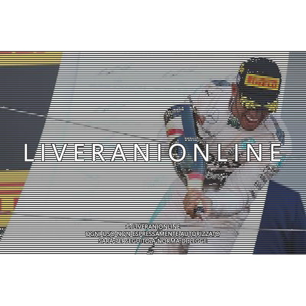 1st place Lewis Hamilton (GBR) Mercedes AMG F1. 27.09.2015. Formula 1 World Championship, Rd 14, Japanese Grand Prix, Suzuka, Japan, Race Day. AG ALDO LIVERANI SAS ONLY ITALY