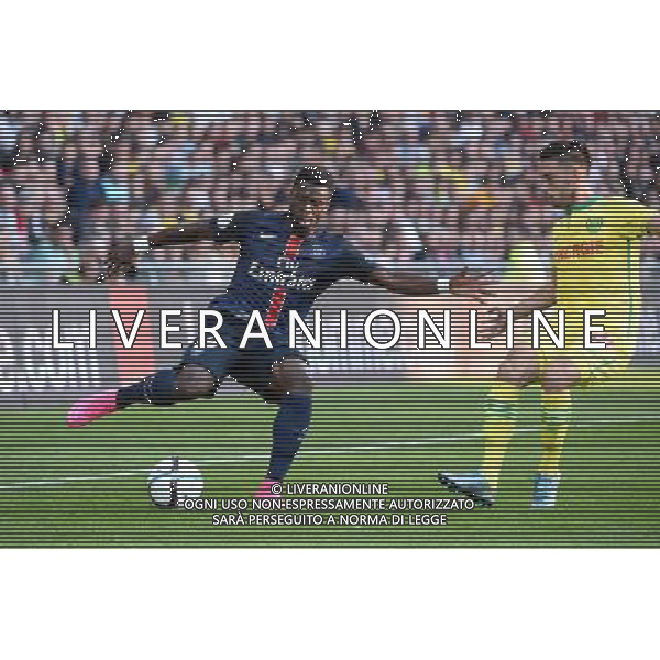 Serge AURIER / adrien THOMASSON - 26.09.2015 - Nantes / PSG - 8eme journee Ligue 1 Photo : Nolwenn Le Gouic / Icon Sport AG ALDO LIVERANI SAS ONLY ITALY