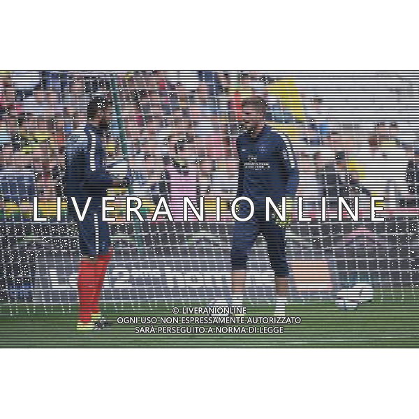 Kevin TRAPP / Salvatore SIRIGU - 26.09.2015 - Nantes / PSG - 8eme journee Ligue 1 Photo : Nolwenn Le Gouic / Icon Sport AG ALDO LIVERANI SAS ONLY ITALY