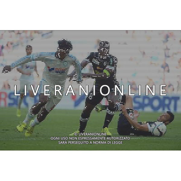 Michy BATSHUAYI / Ismael TRAORE - 27.09.2015 - Marseille / Angers - 8eme journee de Ligue 1 Photo : Gaston Petrelli / Icon Sport AG ALDO LIVERANI SAS ONLY ITALY