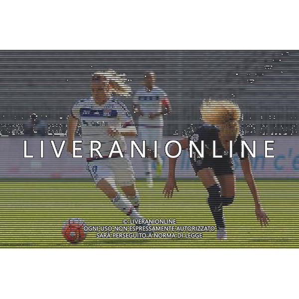 Eugenie LE SOMMER / Kheira Hamraoui - 27.09.2015 - Lyon / PSG - 4eme journee de Division 1 Feminine Photo : Jean Paul Thomas / Icon Sport AG ALDO LIVERANI SAS ONLY ITALY