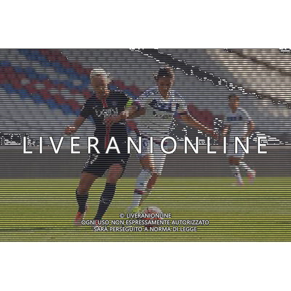 Louisa NECIB / Caroline SEGER - 27.09.2015 - Lyon / PSG - 4eme journee de Division 1 Feminine Photo : Jean Paul Thomas / Icon Sport AG ALDO LIVERANI SAS ONLY ITALY