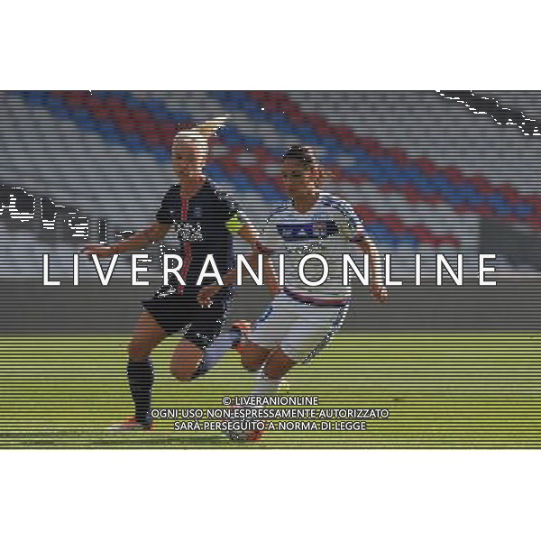 Louisa NECIB / Caroline SEGER - 27.09.2015 - Lyon / PSG - 4eme journee de Division 1 Feminine Photo : Jean Paul Thomas / Icon Sport AG ALDO LIVERANI SAS ONLY ITALY