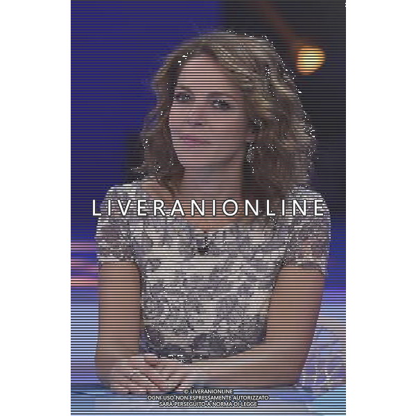 Roma - 27/09/2015 - Studi Rai Cinecitta\' -Trasmissione TV \' Domenica In \' - nella foto: Claudia Gerini / Ph. Fabrizio Corradetti - Ag. Aldo Liverani sasÂ©Agenzia Aldo Liverani S.a.s.
