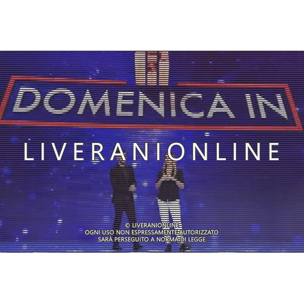 Roma - 27/09/2015 - Studi Rai Cinecitta\' -Trasmissione TV \' Domenica In \' - nella foto: Paola Perego e Salvo Sottile / Ph. Fabrizio Corradetti - Ag. Aldo Liverani sasÂ©Agenzia Aldo Liverani S.a.s.