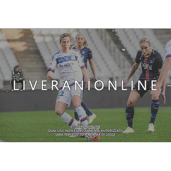 Camille ABILY - 27.09.2015 - Lyon / PSG - 4eme journee de Division 1 Feminine Photo : Jean Paul Thomas / Icon Sport *** Local Caption *** AG ALDO LIVERANI SAS ONLY ITALY *** Local Caption *** AG ALDO LIVERANI SAS ONLY ITALY