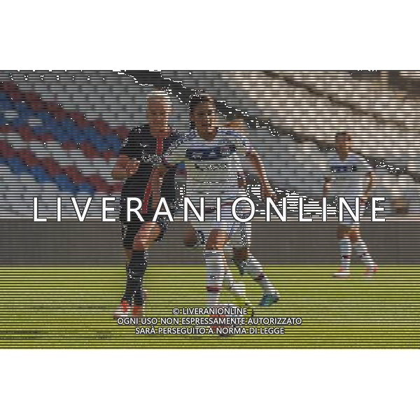 Caroline SEGER / Louisa NECIB - 27.09.2015 - Lyon / PSG - 4eme journee de Division 1 Feminine Photo : Jean Paul Thomas / Icon Sport *** Local Caption *** AG ALDO LIVERANI SAS ONLY ITALY *** Local Caption *** AG ALDO LIVERANI SAS ONLY ITALY