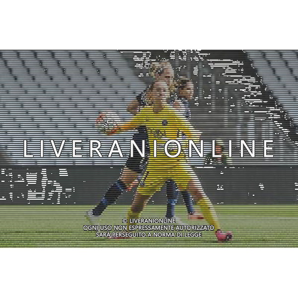 Katarzyna Kiedrzynek - 27.09.2015 - Lyon / PSG - 4eme journee de Division 1 Feminine Photo : Jean Paul Thomas / Icon Sport *** Local Caption *** AG ALDO LIVERANI SAS ONLY ITALY *** Local Caption *** AG ALDO LIVERANI SAS ONLY ITALY