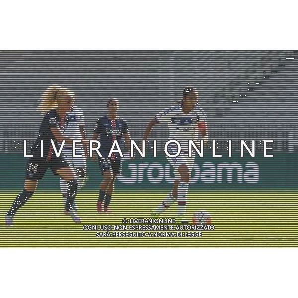 Wendie RENARD - 27.09.2015 - Lyon / PSG - 4eme journee de Division 1 Feminine Photo : Jean Paul Thomas / Icon Sport *** Local Caption *** AG ALDO LIVERANI SAS ONLY ITALY *** Local Caption *** AG ALDO LIVERANI SAS ONLY ITALY