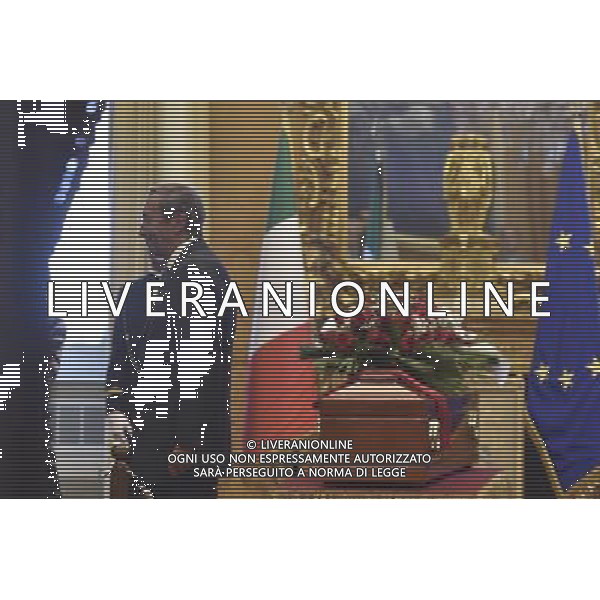 29-09-2015 ROMA MONTECITORIO CAMERA ARDENTE PIETRO INGRAO NELLA FOTO GIANFRANCO FINI FOTO FABRIZIO CORRADETTI-AG ALDO LIVERANI SAS