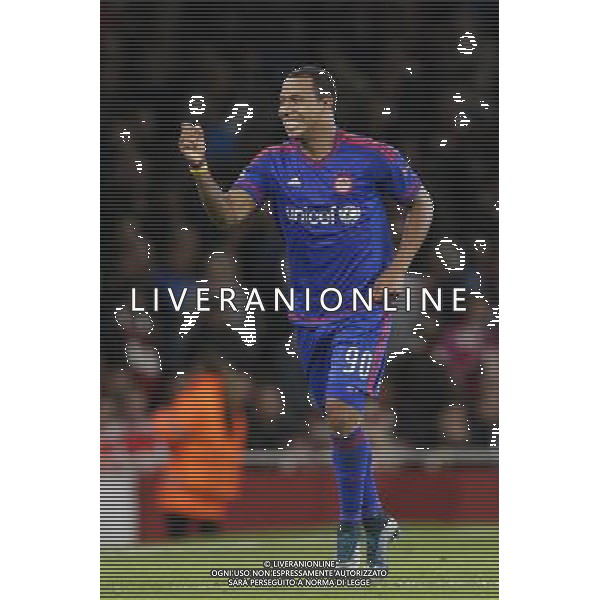 Olympiakos\' Filipe Pardo celebrates scoring the opening goal Photographer Craig Mercer/CameraSport Football - UEFA Champions League Group F - Arsenal v Olympiakos - Tuesday 29th September 2015 - Emirates Stadium - London - © CameraSport - 43 Linden Ave. Countesthorpe. Leicester. England. LE8 5PG - Tel: +44 (0) 116 277 4147 - admin@camerasport.com - www.camerasport.com AG ALDO LIVERANI SAS ONLY ITALY